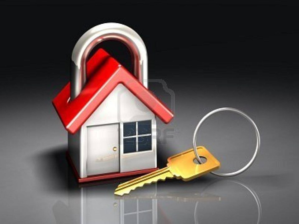 assurez la protection de votre domicile avec nos conseils et solutions innovantes pour renforcer la sécurité de votre maison. découvrez les systèmes d'alarme, les caméras de surveillance et les meilleures pratiques pour une tranquillité d'esprit optimale.