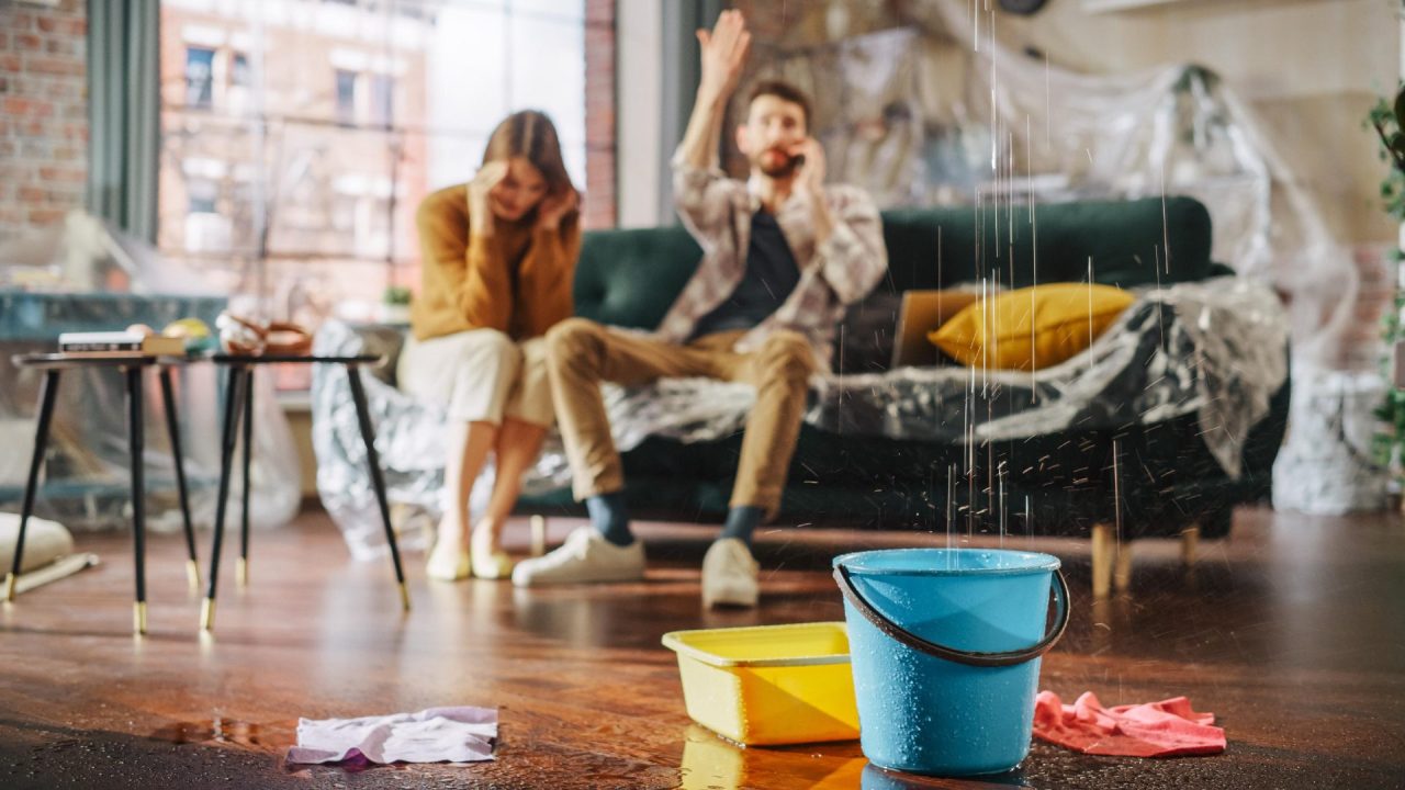 découvrez pourquoi les tarifs de l'assurance logement pour étudiants augmentent, les meilleures astuces pour économiser et choisir une couverture adaptée à votre budget en 2024.
