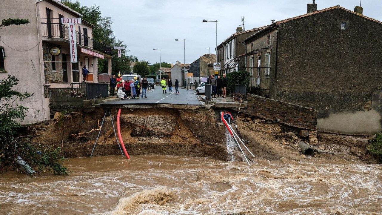 découvrez comment les inondations coûteuses impactent les communautés et l'économie, et quelles sont les solutions pour limiter les dégâts liés à ces catastrophes naturelles.