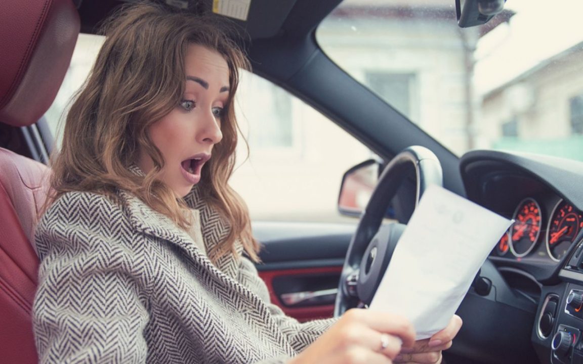 découvrez comment l'augmentation des tarifs d'assurance auto et habitation en 2026 varie selon les profils. informez-vous pour mieux préparer votre budget et choisir la meilleure couverture.