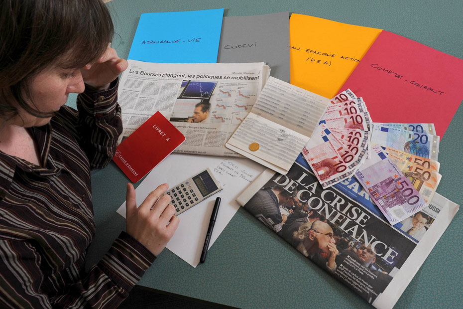 découvrez pourquoi les tarifs de l'assurance habitation augmentent et comment optimiser votre contrat pour faire face à cette hausse.