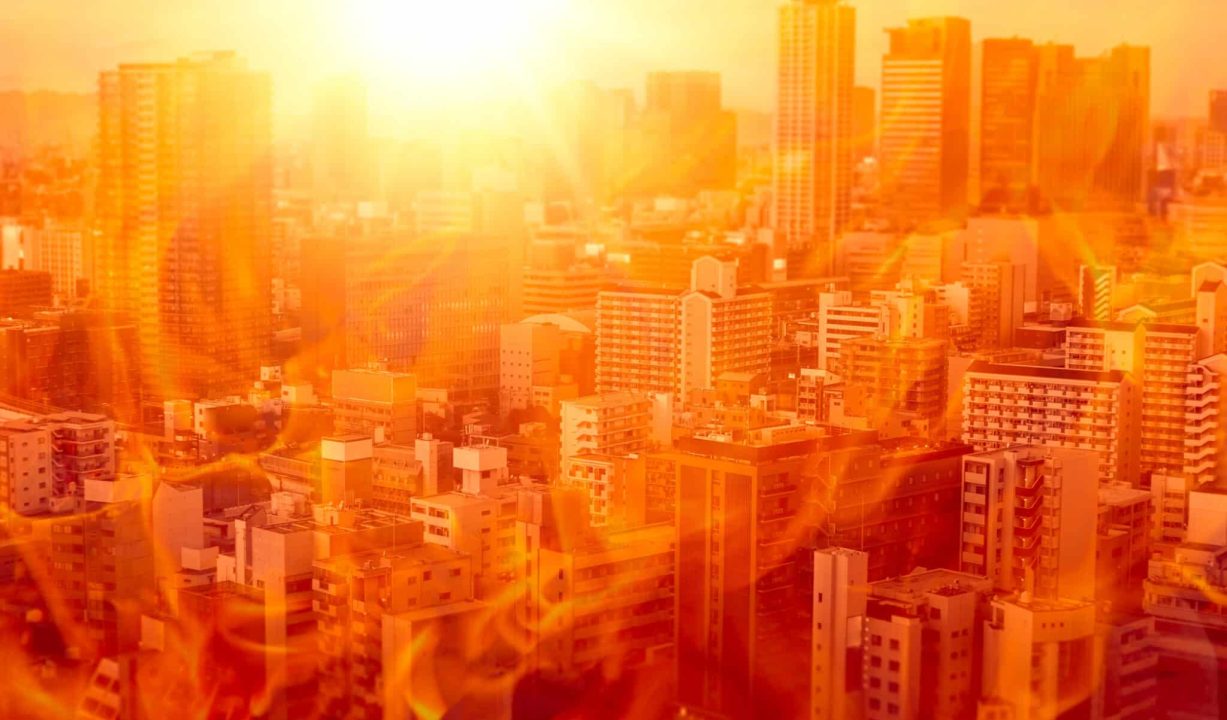 découvrez les raisons de la hausse des tarifs d'assurance habitation et comment protéger votre budget face à ces augmentations.